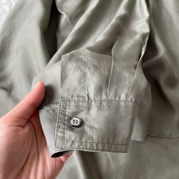 olive green vintage silk button collared shirt - Picture 4 of 5